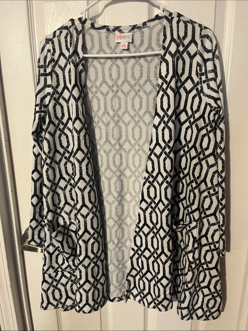 LuLaRoe Cardigan w/ Pockets
